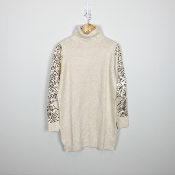 Superdown Rudie Sparkle Sleeve Sweater Dress in Ivory Size M - Picture 2 of 10